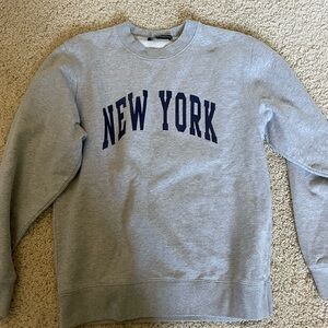Brandy Melville grey new york crew neck